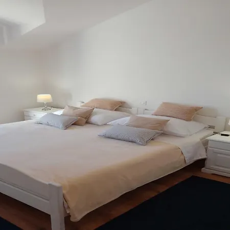 Daire Laura Mljet - Comfort One Bedroom With Balcony And Sea View