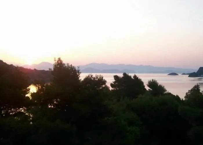 Laura Mljet - Comfort One Bedroom With Balcony And Sea View